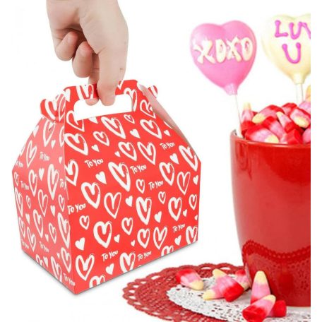 Szív mintás ajándékdoboz 