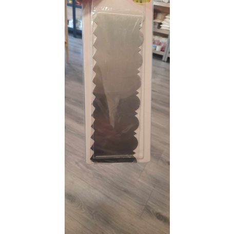 TORTAFORMÁZÓ FÉM HABKÁRTYA KÉT FÉLE MINTÁVAL