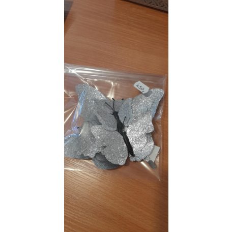Pillangó ezüst csillogó 6 db/cs