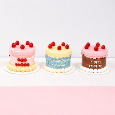Mini torta dekoráció (műanyag)