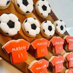   FONDANT ÉS MARCIPÁN MŰANYAG KISZÚRÓ ÉS MINTÁZÓ SZETT – FOCI ÉS SERLEG  (4 DARAB/CSOMAG)