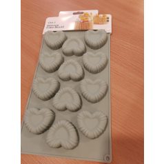 SZILIKON forma szív peremmel