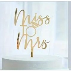 Mr & Mrs tortabeszúró arany akril 9.