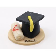 Diploma talárral dátum nélkül