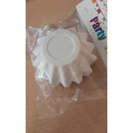 Muffin papír napocska fehér 20 db/cs