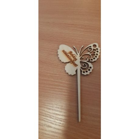 Boldog születésnapot fa beszúró natúr pillangó