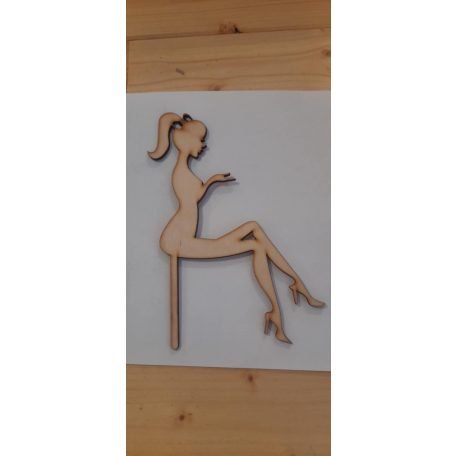 Natúr fa női alak beszúró