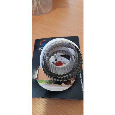 3 db-os ksüteménykiszúró