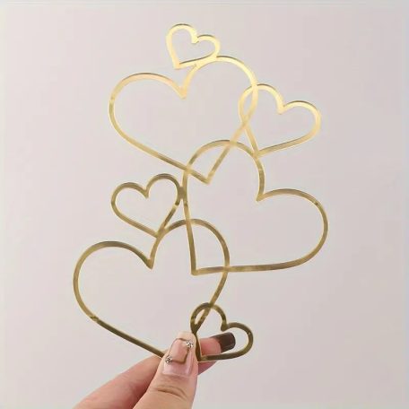 Arany szív alakú tortadísz