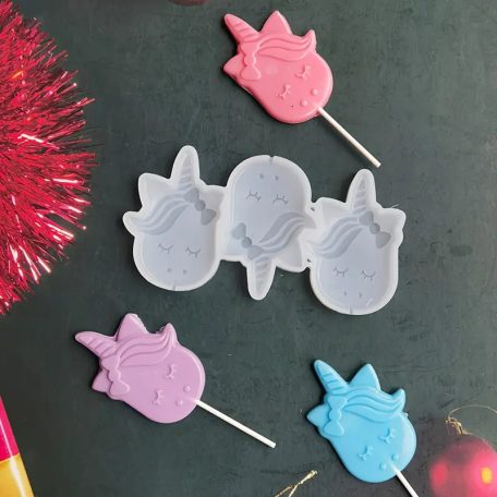 Szilikon unikornis forma